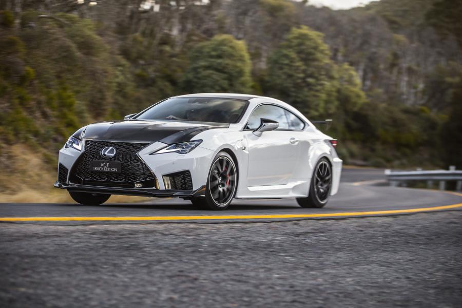  Lexus RC F Track Edition 2019 года  (AU) (фото 12 из 32)